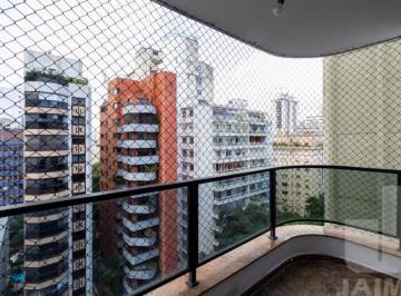 Apartamento · 236m² · 4 Quartos · 2 Vagas · Apartamento com 235.62 m², 4 quartos sendo 3 suítes à venda no bairro Higienópolis.
