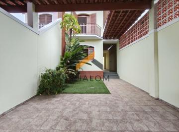 Casa · 176m² · 3 Quartos · 2 Vagas · Sobrado à venda na Vila Jussara