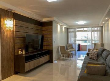 Apartamento · 160m² · 3 Quartos · 2 Vagas · Apartamento com três quartos na Praia da Costa