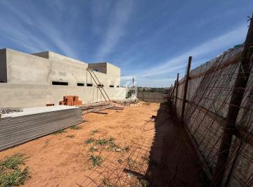 kx6yyfe2ogjjnwy4mgrkmzu1_md · Lote de 307m² no condomínio Terras Alpha Nova Esplanada em Votorantim/SP.