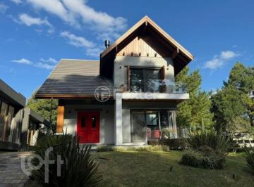de5b6cf7 · Casa, 4 dormitórios, 188.02 m², em Carniel