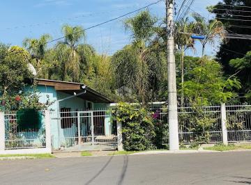 Casa · 180m² · 3 Quartos · 2 Vagas · Casa à venda, bairro Alegria, Guaíba.3 dormitórios, 3 banheiros, cozinha, salas, salas de jantar, 2 
