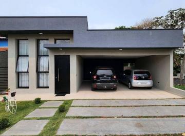 9b96e34f8bc88271dd17058be16bafab84b8bbf9 · Casa à venda no condomínio Villa Rica