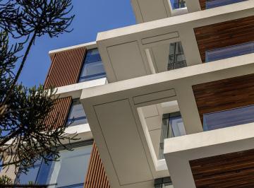 Apartamento de 2 quartos, Curitiba · APARTAMENTO COM 2 SUITES NO BATEL