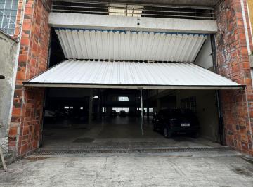 Comercial , Barueri · Galpão para locação com aproximadamente 1.400 metros de área em Barueri.