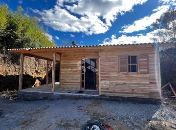 Casa · 95m² · 2 Quartos · 1 Vaga · Casa de 2 quartos.