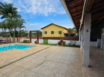 Casa · 200m² · 2 Quartos · 5 Vagas · Casa à venda - no Centro