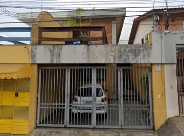 Comercial · 126m² · 2 Vagas · Casa comercial na Rua Panônia, N. 17 • 126 m²
