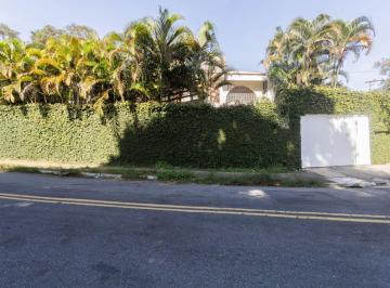 Comercial · 510m² · 10 Quartos · 4 Vagas · Casa comercial na Rua Emílio Lang Júnior, 269 • 510 m²