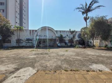 Comercial · 500m² · 30 Vagas · Galpão na Viaduto Vereador José Diniz, N. 491 • 500 m²
