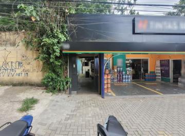 Comercial · 270m² · 7 Quartos · 4 Vagas · Casa comercial na Rua Deputado João Sussumu Hirata, N. 30 - Casa 2 • 270 m²