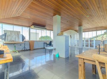 Comercial · 214m² · 5 Vagas · Sobreloja na Rua Henrique Ongari, 156 • 214 m²