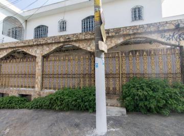 Comercial · 500m² · 9 Quartos · 4 Vagas · Casa comercial na Rua Braço da Cruz, 55 • 500 m²