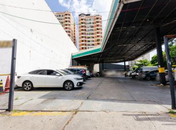 Comercial · 200m² · 30 Vagas · Loja em posto na Rua Roma, N. 501 • 200 m²