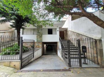 Comercial · 279m² · 9 Quartos · 2 Vagas · Casa comercial na Rua Senador César Lacerda Vergueiro, N. 111 • 279 m²
