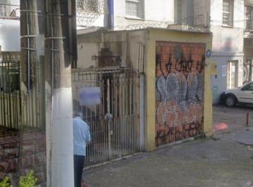 Comercial · 30m² · Loja na Rua Rosa e Silva, N. 180 • 30 m²