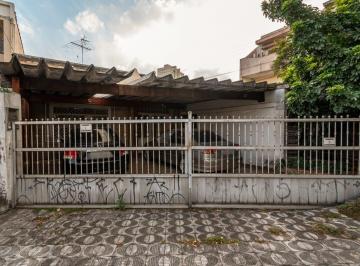 Comercial · 380m² · 2 Vagas · Casa comercial na Rua Caetano Augusto, N. 13 • 380 m²