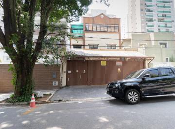 Comercial · 447m² · 4 Vagas · Casa comercial na Rua Airosa Galvão, N. 151 • 447 m²