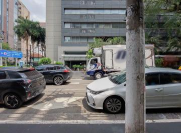 Comercial · 230m² · 3 Vagas · Prédio comercial na Rua Desembargador Eliseu Guilherme, N. 200 • 230 m²