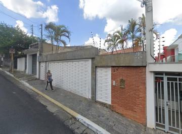 Comercial · 409m² · 5 Quartos · 4 Vagas · Casa comercial na Rua Aburá, N. 841 • 409 m²