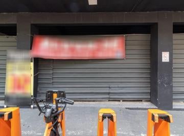 Comercial · 105m² · 2 Vagas · Loja em posto na Avenida Engenheiro Luiz Carlos Berrini, N. 1264 - Loja 2 • 105 m²