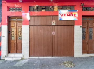 Comercial · 600m² · 10 Quartos · 2 Vagas · Casa comercial na Praça do Centenário, N. 29 • 600 m²