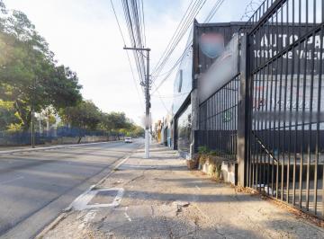 Comercial · 330m² · 3 Quartos · Galpão na Avenida Adélia Chohfi, N. 369 • 330 m²