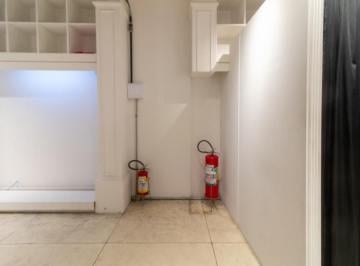 Comercial · 6m² · Loja em galeria na Rua José Paulino, N. 260 - Loja 21 • 6 m²