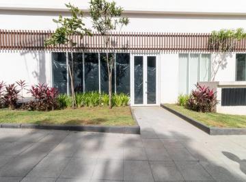 Comercial · 230m² · 2 Quartos · 1 Vaga · Loja na Rua dos Crisântemos, N. 50 - Loja 2 • 230 m²