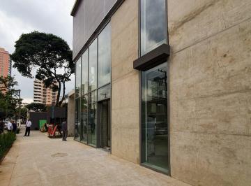 Comercial · 388m² · 5 Vagas · Loja na Rua do Estilo Barroco, N. 633 - Loja01 • 388 m²