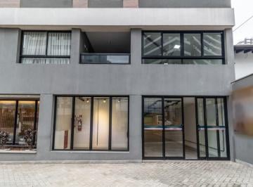 Comercial · 101m² · Loja na Avenida Agami, 359 • 101 m²