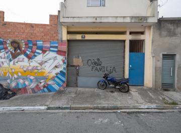 Comercial · 200m² · 1 Vaga · Loja na Rua Francisco Godinho, N. 233 • 200 m²