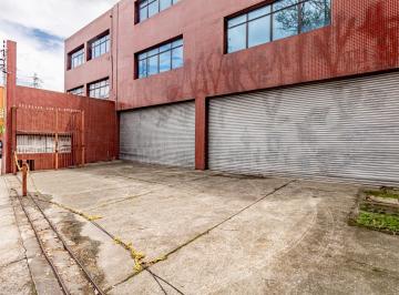 Comercial · 540m² · 4 Vagas · Prédio comercial na Avenida Mutinga, N. 3144 • 540 m²