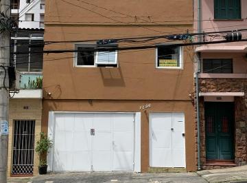 Comercial · 330m² · 5 Quartos · 3 Vagas · Casa comercial na Rua Caiubi, N. 1396 • 330 m²