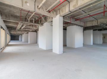 Comercial · 913m² · 10 Vagas · Loja na Avenida dos Carinás, N. 179 - Unidade 1 • 913 m²
