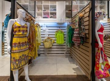 Comercial · 7m² · Loja em galeria na Rua José Paulino, N. 260 - Loja 09 • 7 m²