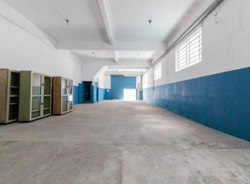 Comercial · 280m² · 5 Quartos · 3 Vagas · Galpão na Rua Sargento Manuel Chagas, N. 232 - Salão • 280 m²