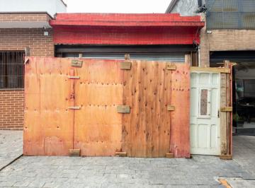 Comercial · 120m² · 1 Vaga · Loja na Rua Serra do Japi, N. 606 • 120 m²