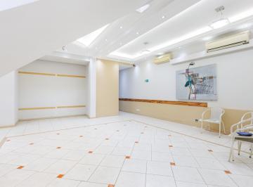Comercial · 233m² · 1 Vaga · Prédio comercial na Rua Santo Arcádio, N. 173 • 233 m²