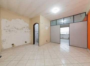 Comercial · 40m² · 1 Vaga · Sobreloja na Avenida do Oratório, N. 2516 - 1 andar • 40 m²