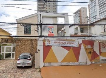 Comercial · 230m² · 1 Quarto · 2 Vagas · Casa comercial na Rua Melo Palheta, N. 51 • 230 m²