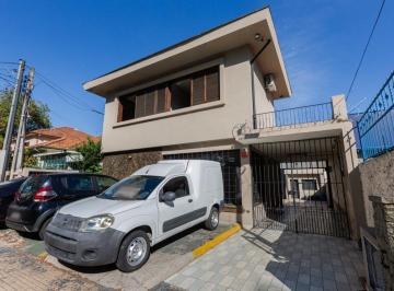 Comercial · 280m² · 9 Quartos · 8 Vagas · Casa comercial na Rua Gomes Freire, N. 140 • 280 m²