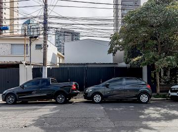 Comercial · 220m² · 13 Quartos · 1 Vaga · Casa comercial na Rua Porto Martins, N. 763 • 220 m²