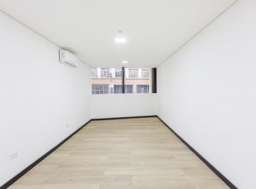 Comercial · 18m² · Loja em galeria na Rua Barão de Itapetininga, N. 143 - Sala 3 • 18 m²