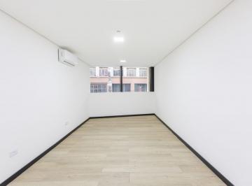 Comercial · 18m² · Loja em galeria na Rua Barão de Itapetininga, N. 143 - Sala 3 • 18 m²