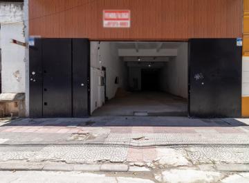 Comercial · 900m² · 1 Vaga · Loja na Rua Aurora, N. 978 • 900 m²