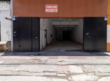 Comercial · 900m² · 1 Vaga · Loja na Rua Aurora, N. 978 • 900 m²