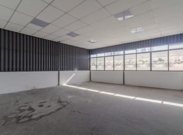 Comercial · 600m² · 1 Vaga · Sobreloja na Avenida Imirim, N. 1375 - Sobreloja • 600 m²