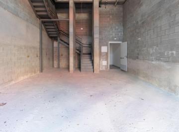 Comercial · 69m² · 1 Vaga · Loja na Avenida Onze de Junho, N. 1214 - Loja 06 • 69 m²