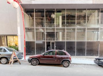 Comercial · 245m² · Loja na Rua Américo de Campos, N. 43 - Loja 1 • 245 m²